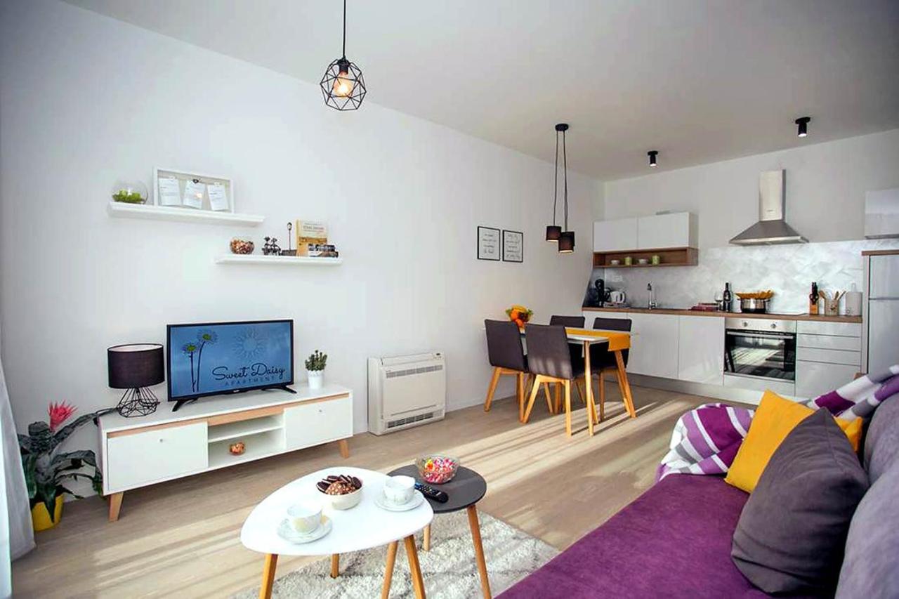 Apartment Sweet Daisy With Parking Zára Kültér fotó